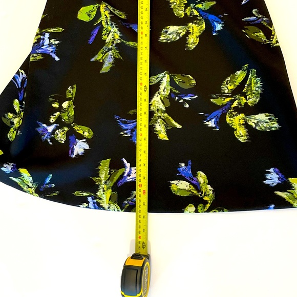 Marc New York Navy Floral Scuba Dress Size 10 - Picture 4 of 9